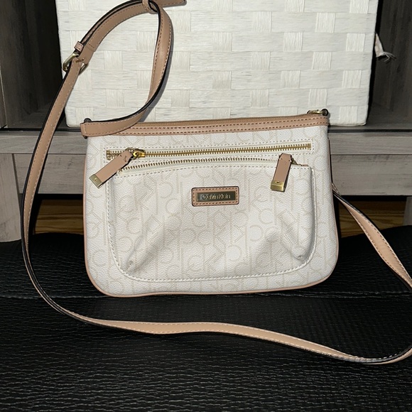 Calvin Klein Handbags - Calvin Klein
